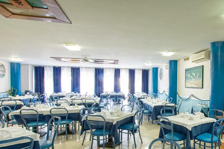 Hotel Scacciapensieri Nettuno Luaran gambar