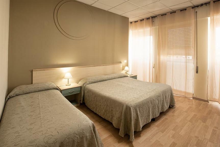 Hotel Scacciapensieri Nettuno Luaran gambar