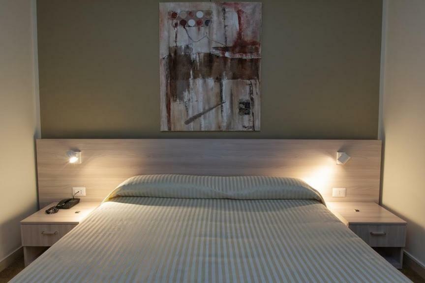 Hotel Scacciapensieri Nettuno Luaran gambar