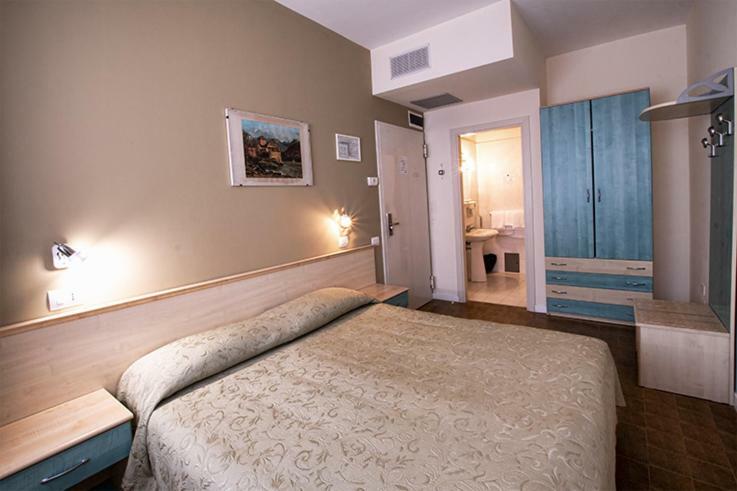 Hotel Scacciapensieri Nettuno Luaran gambar